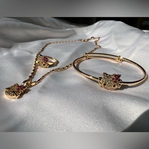 Closing sale: brand new hello kitty kids jewelry set